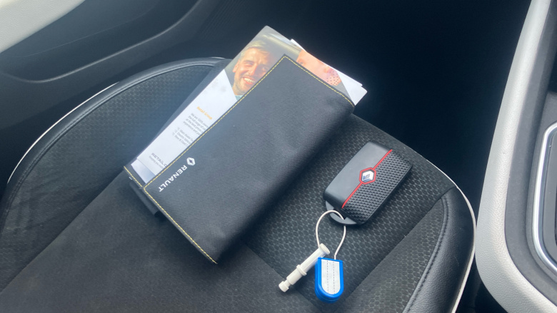 Renault Clio 1.0 TCe 100 S Edition 5dr Auto Petrol Hatchback